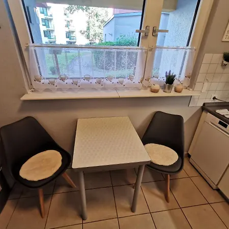 Schoene 3-zimmer Erdgeschosswohnung Am Bergpark,unesco,therme,train, Wilhelmshoeher Allee 329 Apartamento Kassel
